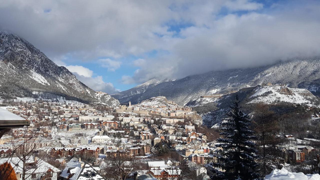Studio Sympa Avec Terrasse , Maxi 4 Pers.Briancon Zewnętrze zdjęcie